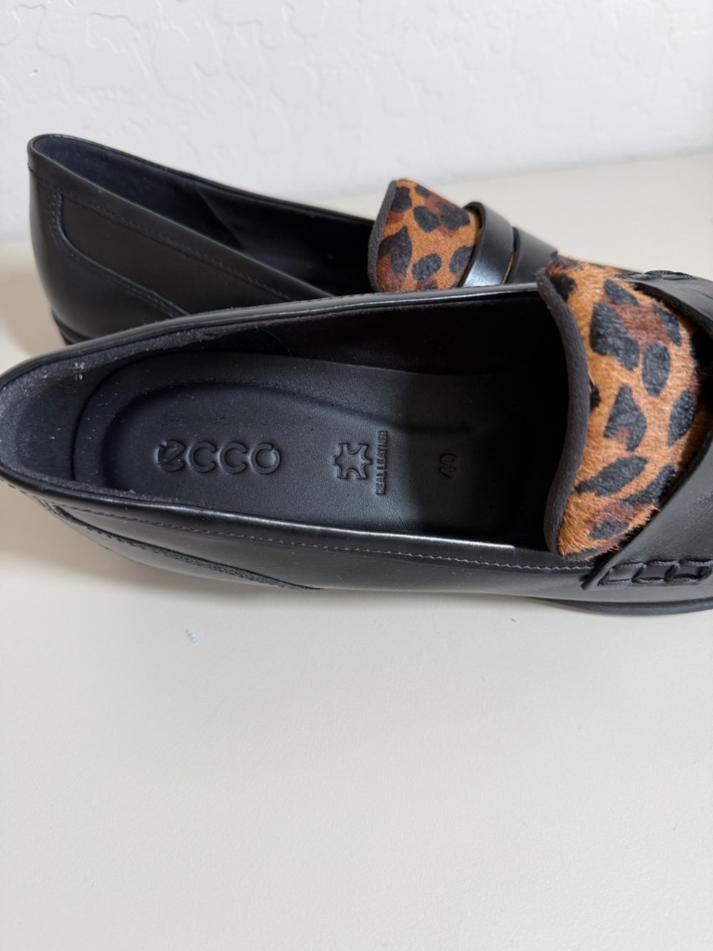 ECCO Women's Classic 15 Leopard Leather Penny Loafers new SZ 9 - Picture 3 of 7